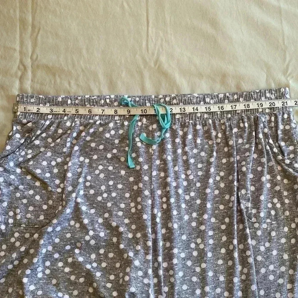 Jane and Bleecker XXL Woman’s Gray with White Polka Dots Pajama Sleep Pants. - Picture 9 of 11
